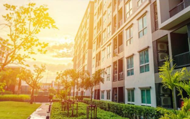 Comment éclairer l'extérieur et l'intérieur des complexes d'appartement ?